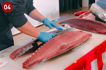 マグロ解体ショー4