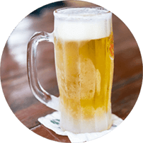 オフィスで冷えた生ビール